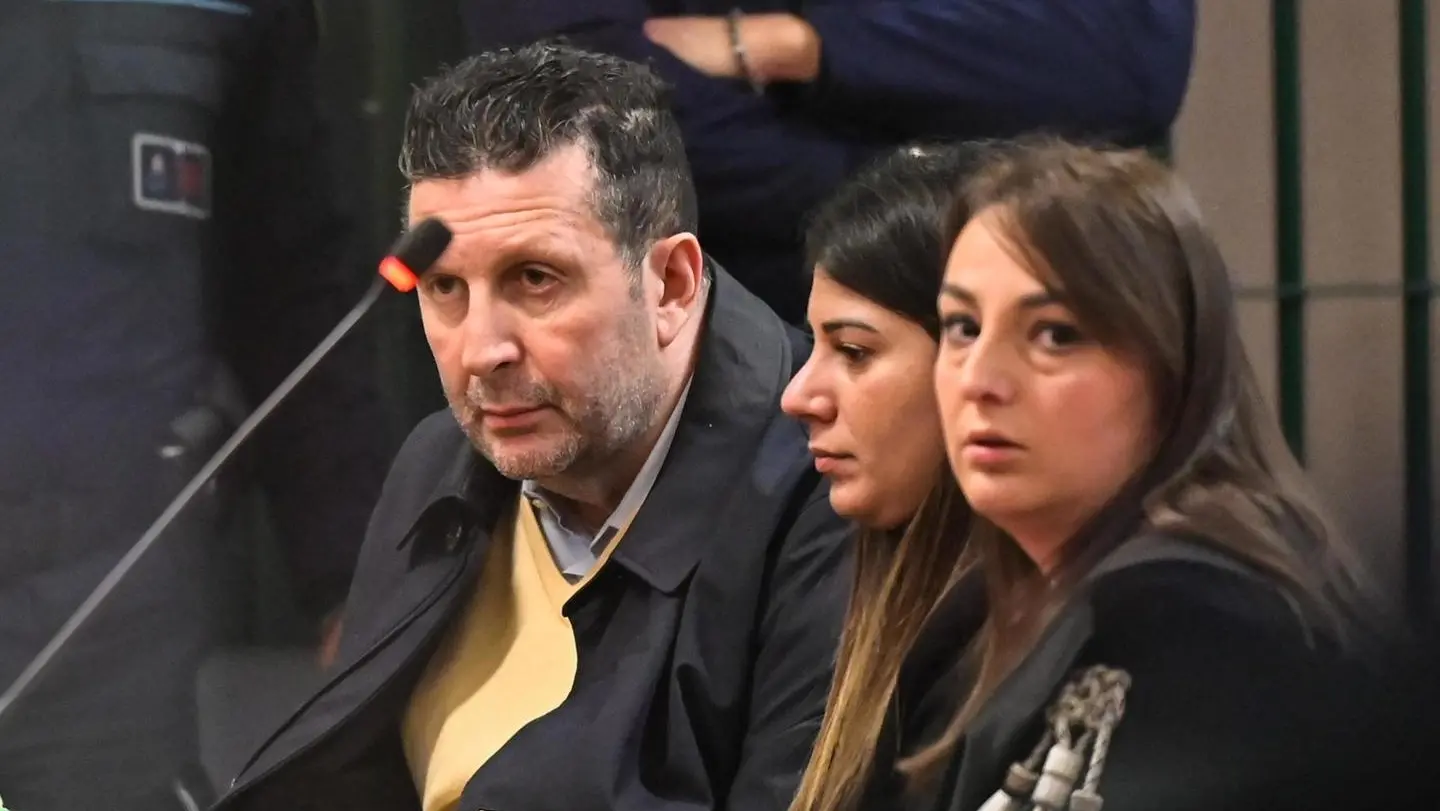 Alessandro Maja in un’udienza del processo in corso a Busto Arsizio per gli omicidi della moglie Stefania Pivetta e della figlia Giulia