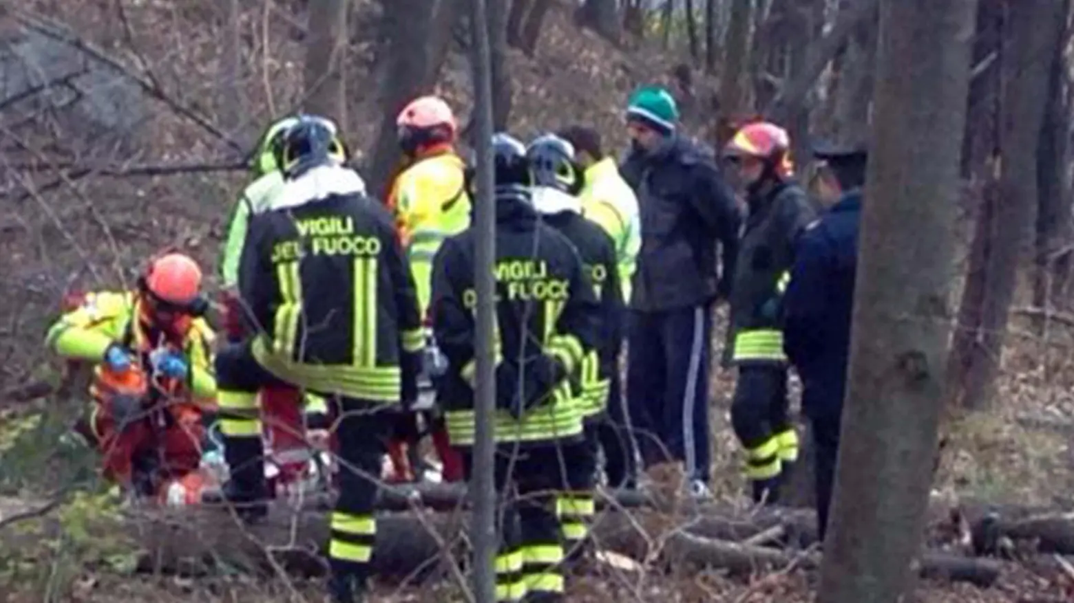 I soccorsi nella zona boschiva
