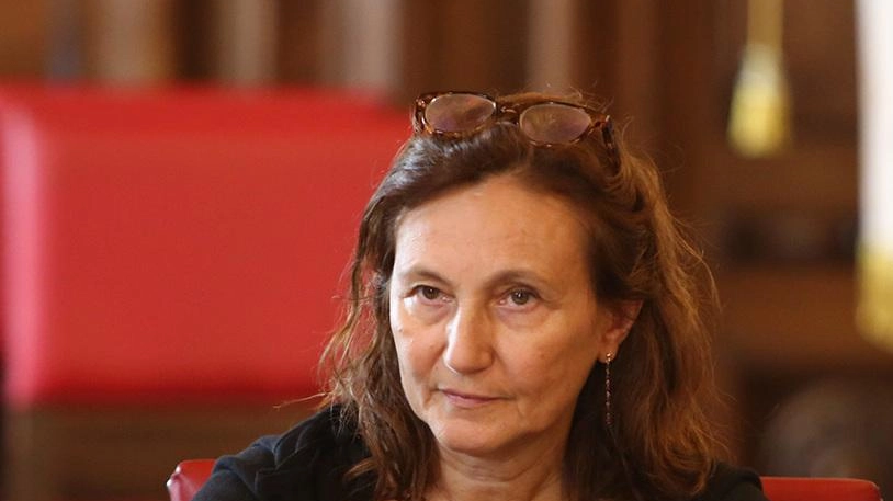 Senza tregua Corse quotidiane tra la cattedra e il municipio Senza tregua Corse quotidiane tra la cattedra e il municipio