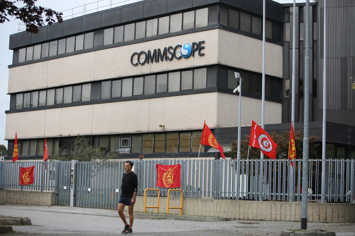 Agrate Brianza: Commscope Italy taglia 42 posti, la produzione trasloca in Cina e India
