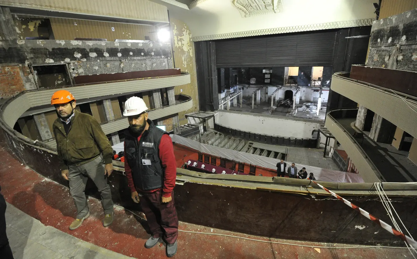 Teatro Lirico, 6 mesi al traguardo. E il cantiere dà spettacolo