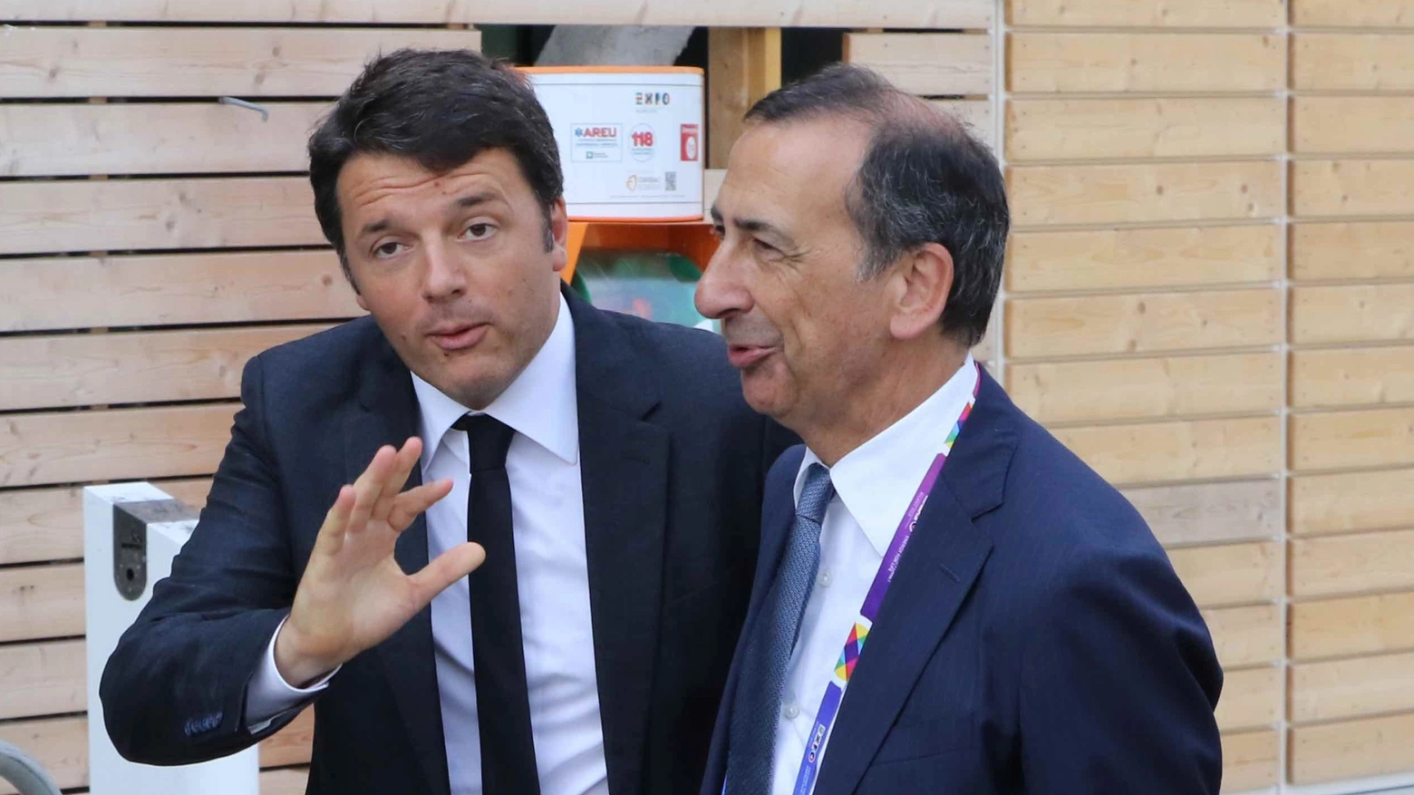 Matteo Renzi e Giuseppe Sala (Fotogramma)