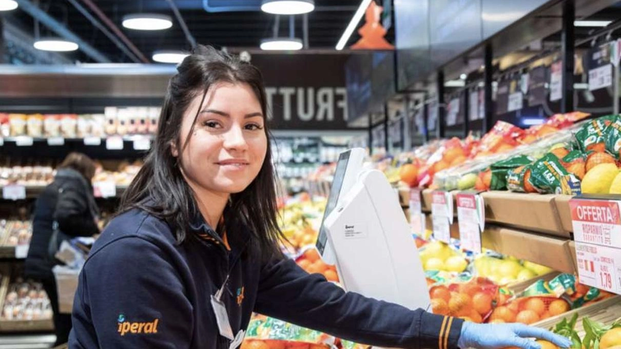 

Job Day a Vedano: Corsia Riservata ai Residenti per Supermercato Iperal