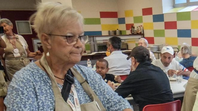 Sempre più poveri: 500 persone in mensa ogni giorno