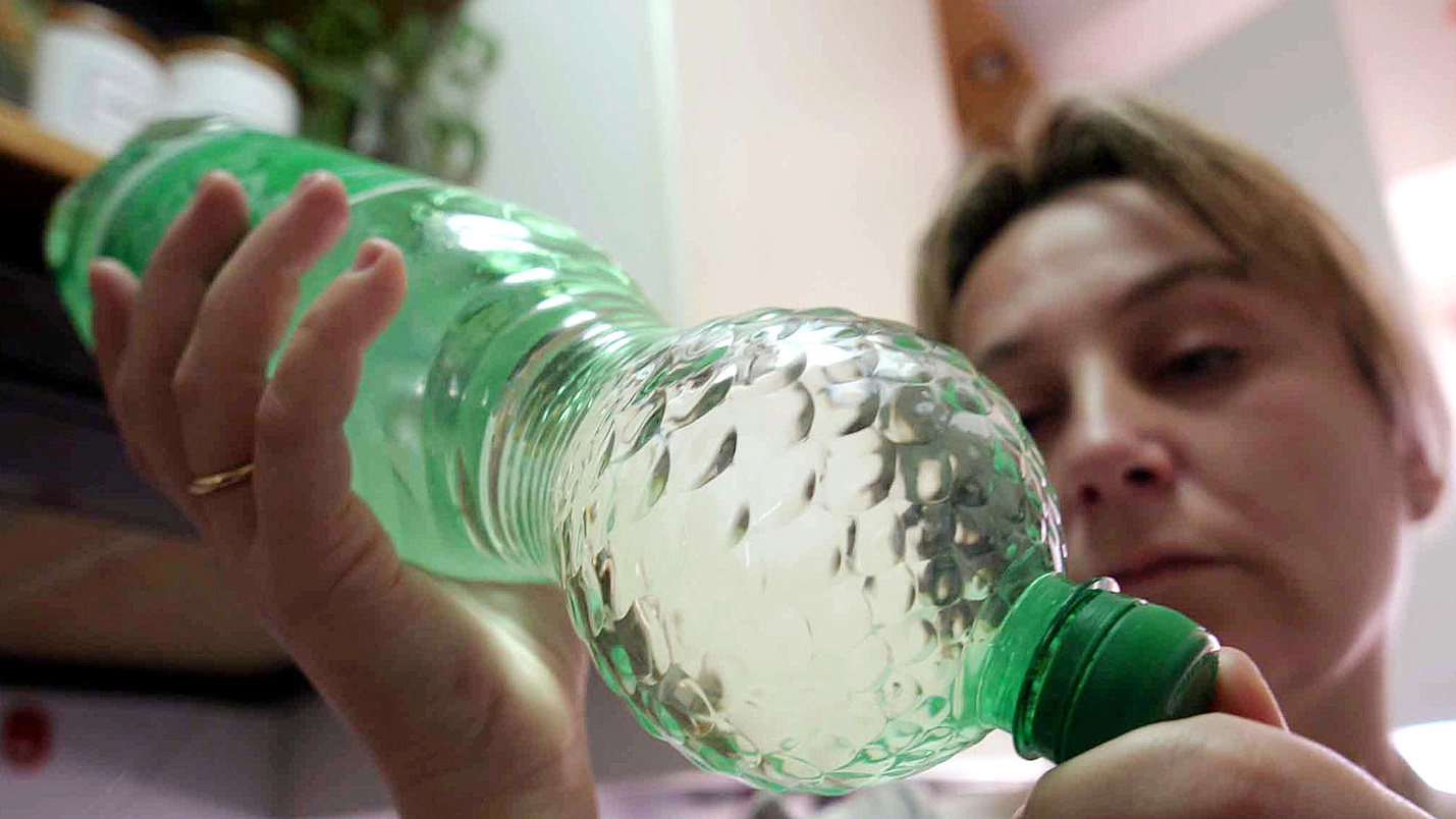 Acqua in bottiglia (foto repertorio)