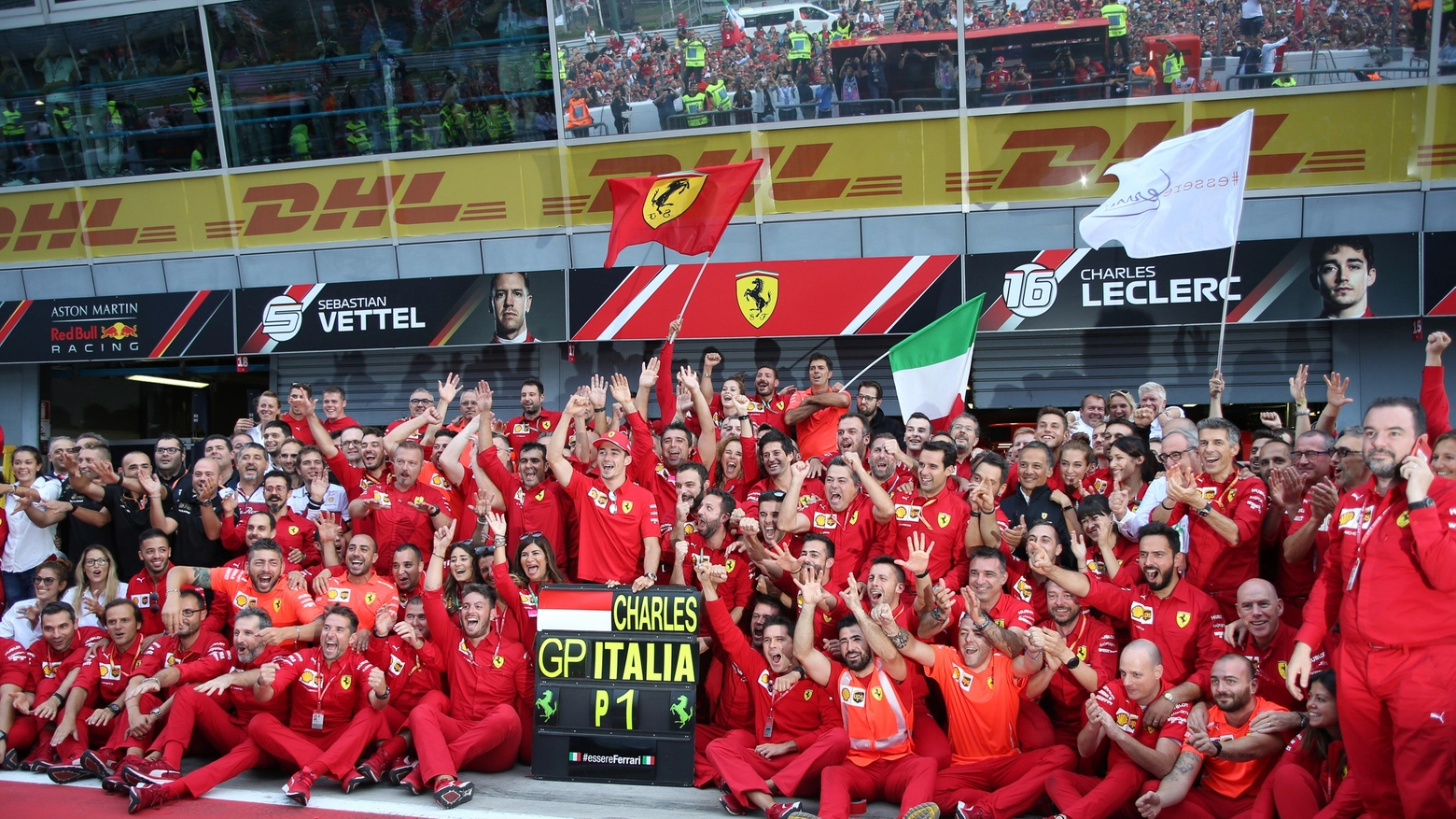 La festa Ferrari per la vittoria