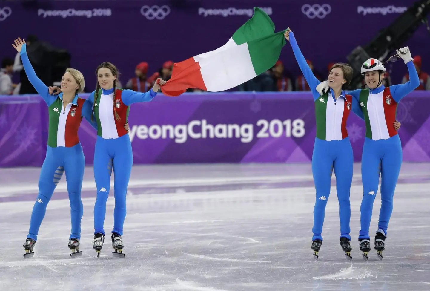 Short Track, argento Italia nella staffetta femminile