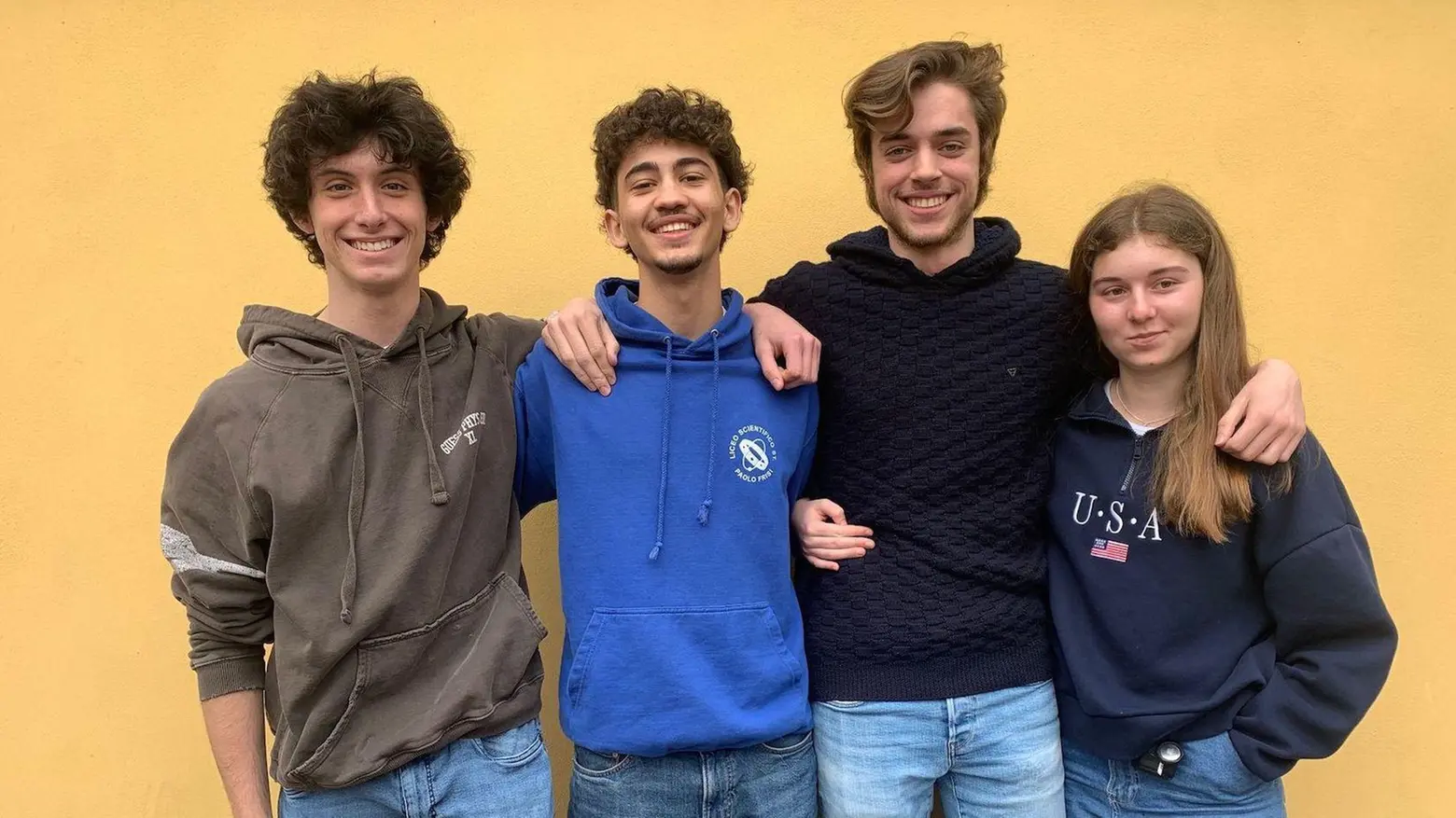 Frisini sul podio, i campioni di dialettica fanno il liceo scientifico Frisini sul podio, i campioni di dialettica fanno il liceo scientifico