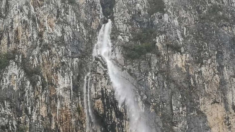 La cascata di Pradello La cascata di Pradello