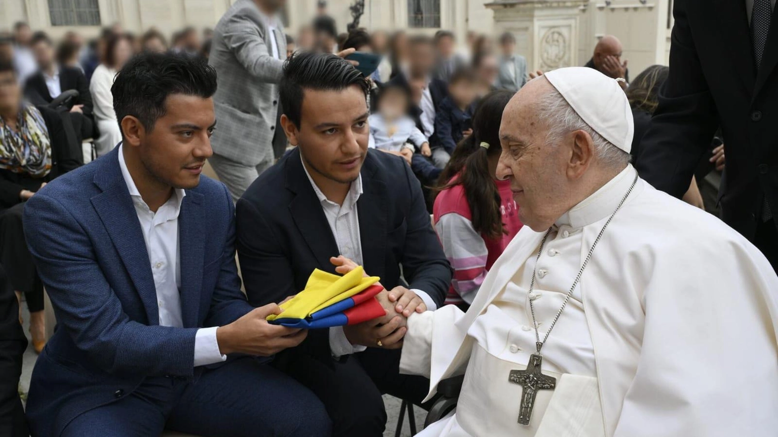 L’associazione Ruana: "Il nostro impegno per la pace in Colombia ci ha portato dal Papa" L’associazione Ruana: "Il nostro impegno per la pace in Colombia ci ha portato dal Papa"