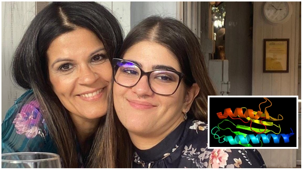 Alessia con la mamma Katia; nel riquadro, rappresentazione della proteina fratassina