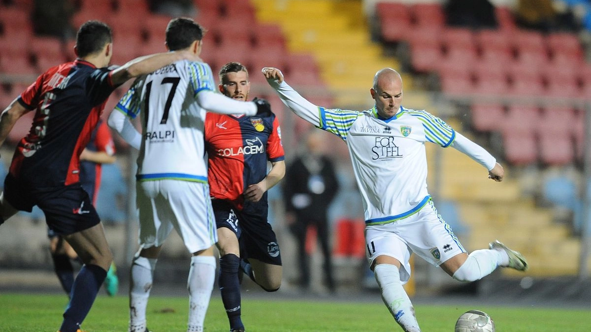 Ferretti ha segnato a 2' dal termine il gol che ha riacceso le speranze dei gardesani