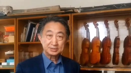 Il maestro liutaio Zheng Quan (Frame video)
