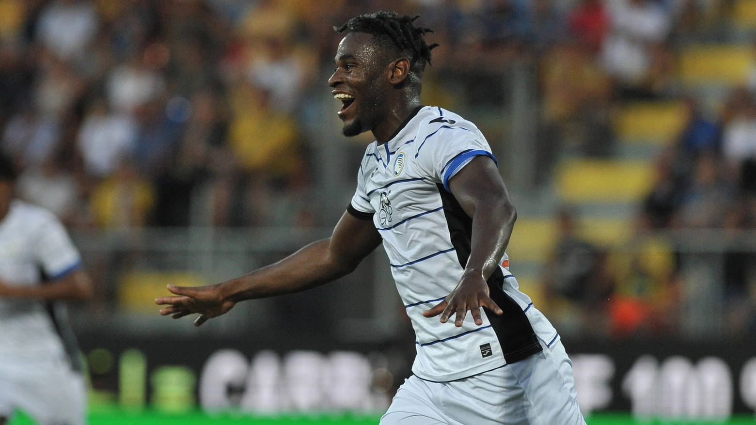 Duvan Zapata lascia l'Atalanta dopo cinque anni Duvan Zapata lascia l'Atalanta dopo cinque anni