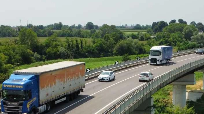 Messa in sicurezza del viadotto Lavori al via in tangenziale Saranno otto mesi di disagi Messa in sicurezza del viadotto Lavori al via in tangenziale Saranno otto mesi di disagi