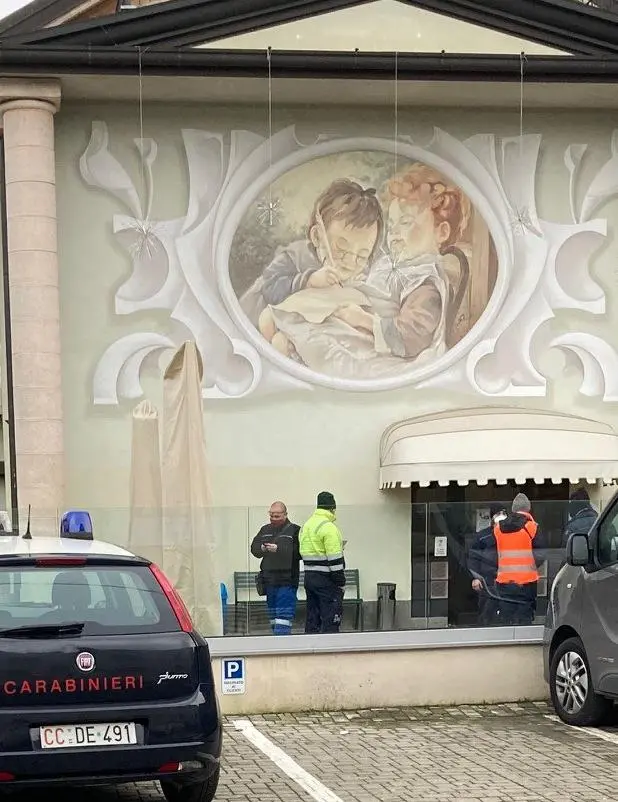 Trovato senza vita nella camera dell’albergo