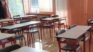 Temporale e aule allagate Alunni a casa Temporale e aule allagate Alunni a casa