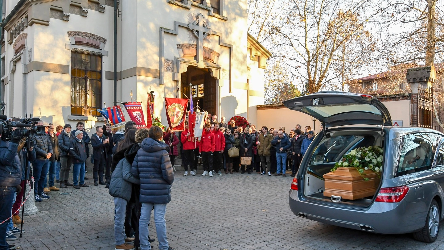 Il funerale di Gigi Radice a Monza (Lapresse)