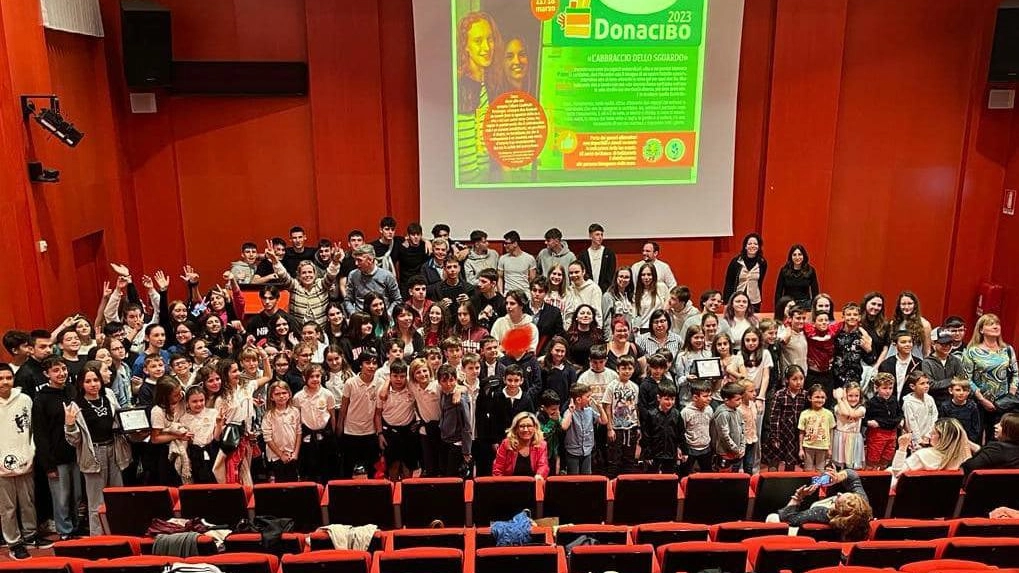 Donacibo ai poveri Nelle Scuole solidali raccolte 5 tonnellate Donacibo ai poveri Nelle Scuole solidali raccolte 5 tonnellate