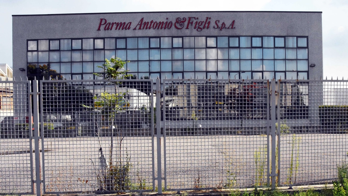 Saronno, i lavoratori della 'Parma Antonio & Figli' ancora senza paga