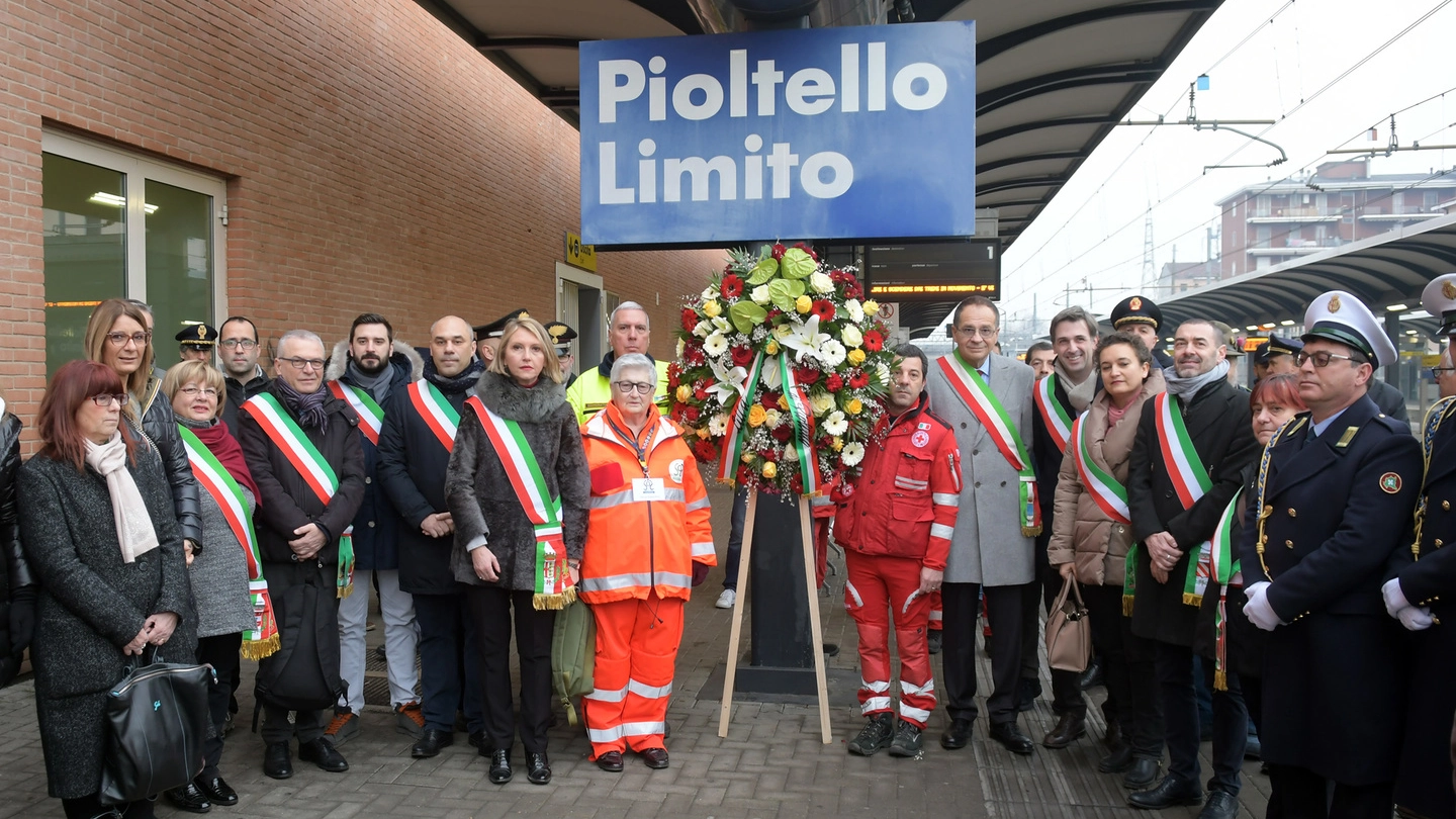La commemorazione del disastro ferroviario dalla stazione di Piotello