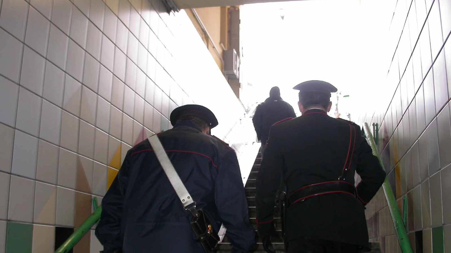Prendono il treno e scappano: li recuperano i carabinieri