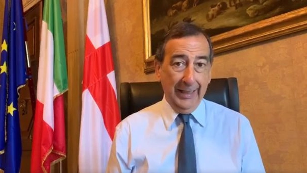 Il sindaco di  Milano Giuseppe Sala (Frame video Facebook)
