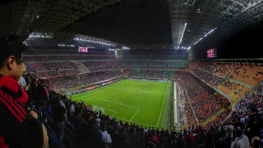 Lo stadio di San Siro (foto d'archivio) Lo stadio di San Siro (foto d'archivio)
