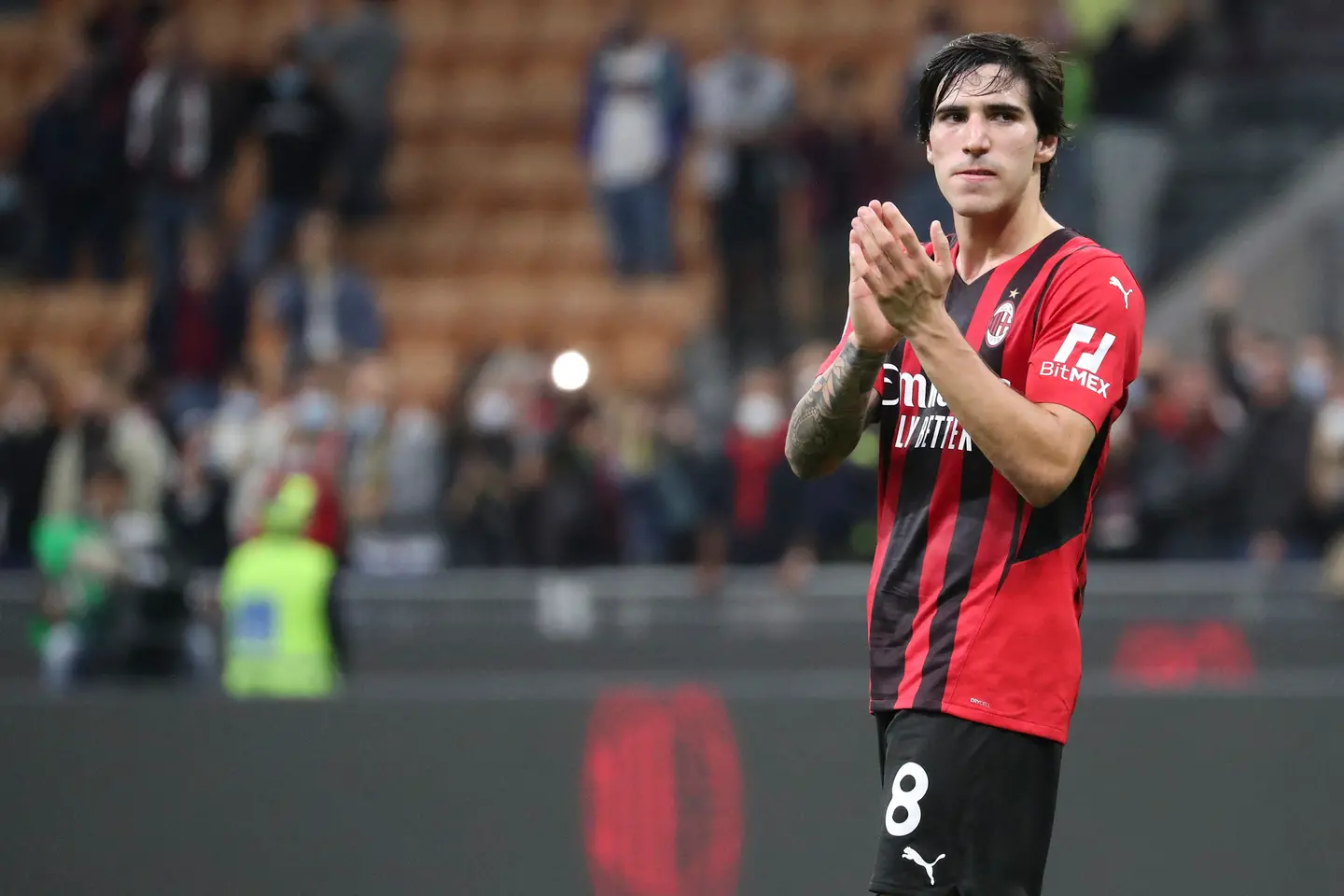 Milan, con la Fiorentina tutto esaurito: c'è profumo di scudetto
