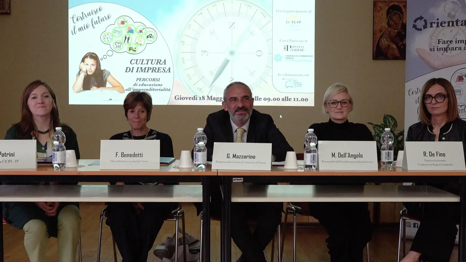 Confesercenti all’attacco "Fare impresa si impara a scuola" Grazie al progetto “Orientamente” Confesercenti all’attacco "Fare impresa si impara a scuola" Grazie al progetto “Orientamente”