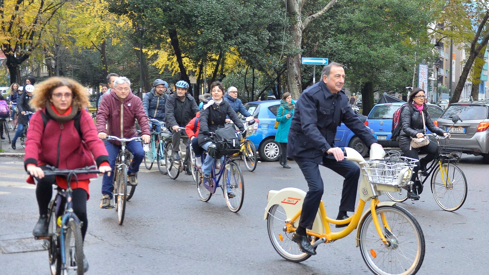 Il sindaco Sala alla biciclettata organizzata da Massa Marmocchi