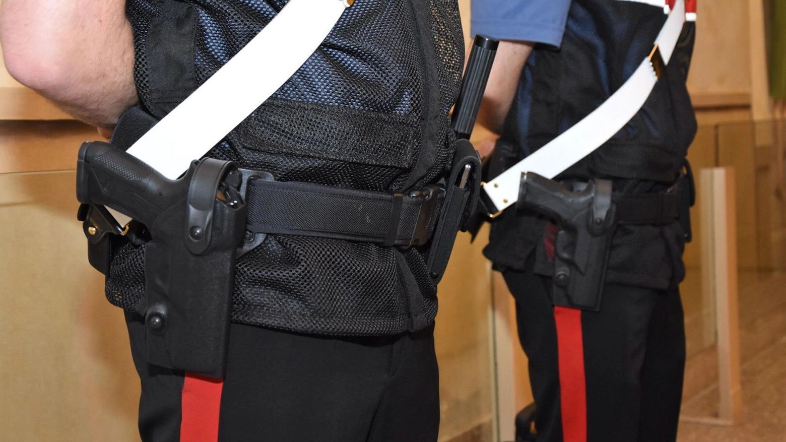 La nuova arma Beretta dei carabinieri milanesi (Omnimilano)