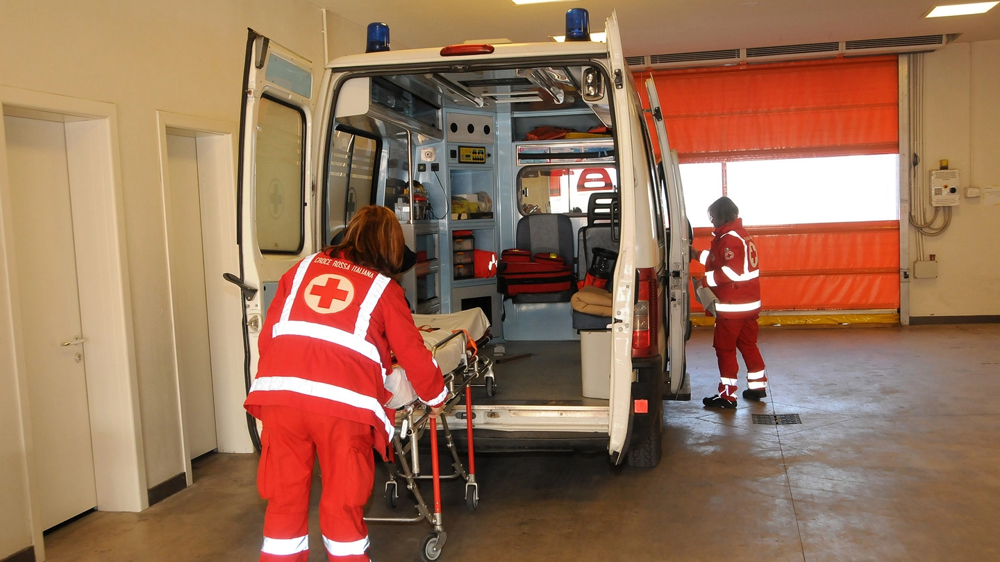 Un’ambulanza all’ospedale di Legnano