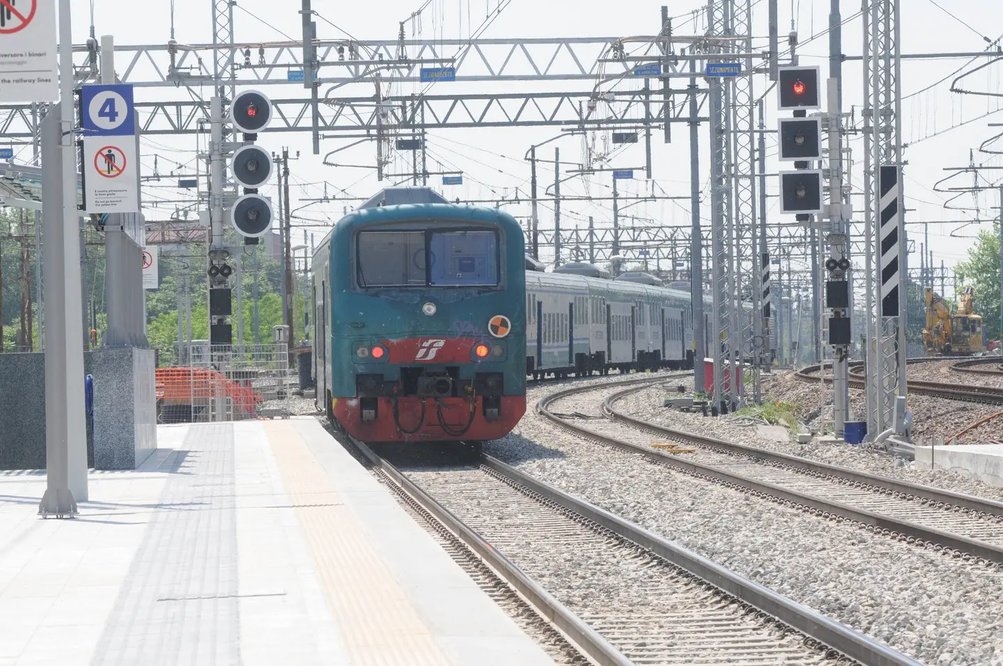 Treni, Rfi nodo di Milano: circolazione ferroviaria interrotta per lavori di manutenzione. Quando e dove
