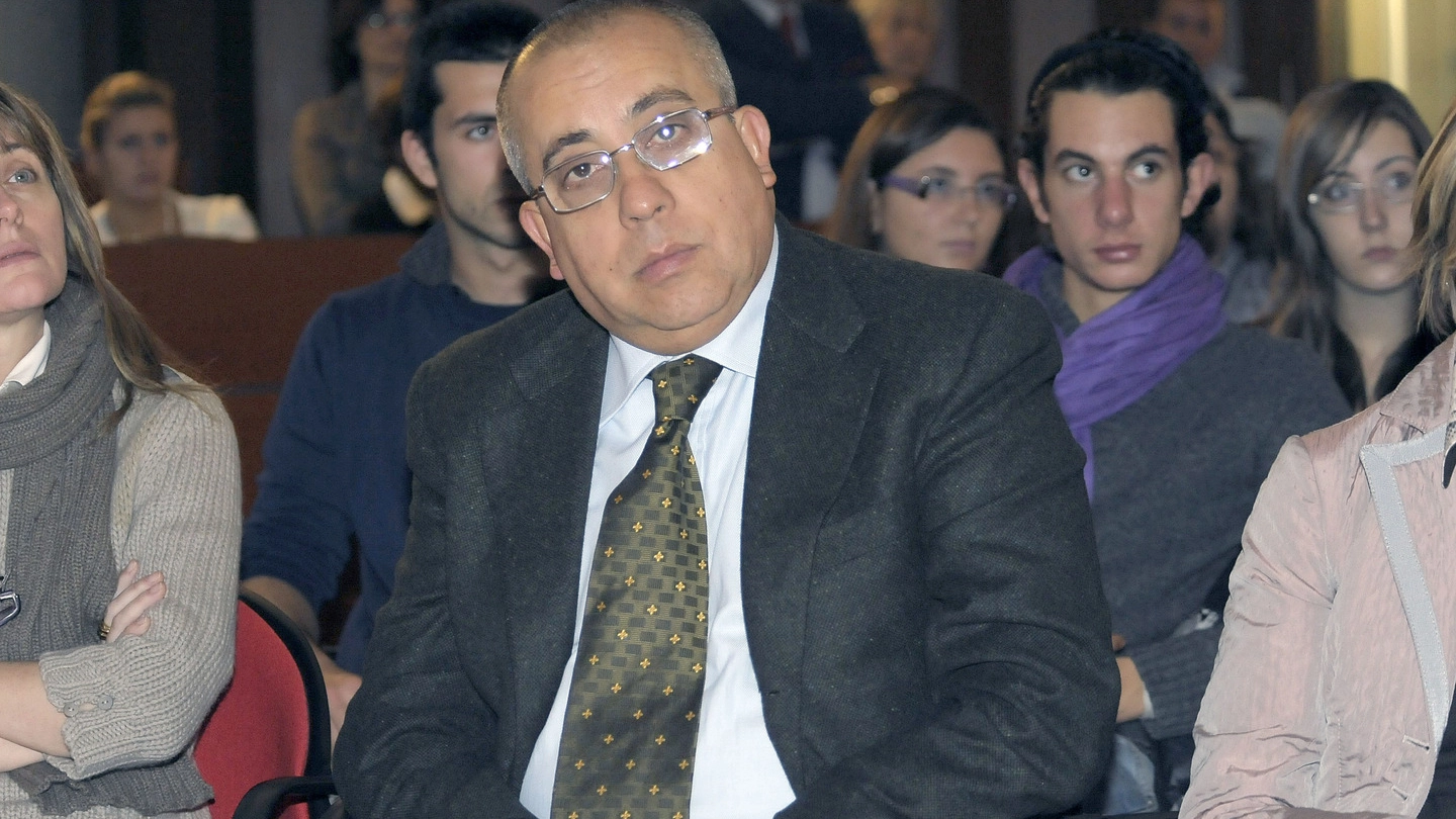 L'ex assessore a Edilizia e Bilancio Pasqualino Di Leva