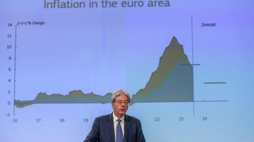 Gentiloni: “Non partecipo a polemiche che danneggiano l’Italia”