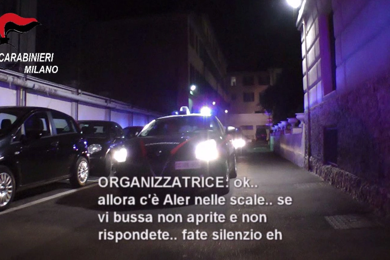 Carabinieri, colpo al racket delle case abusive