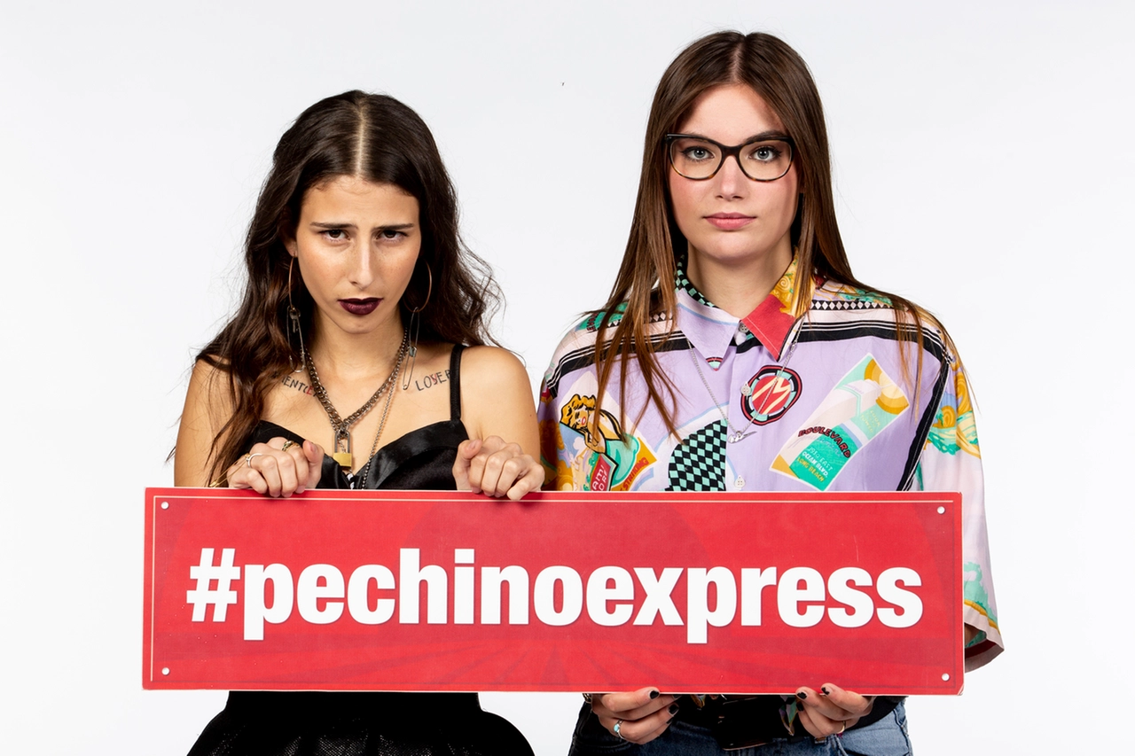 A destra Jennifer Poni, a sinistra Nicole Rossi: Le Collegiali di Pechino Express