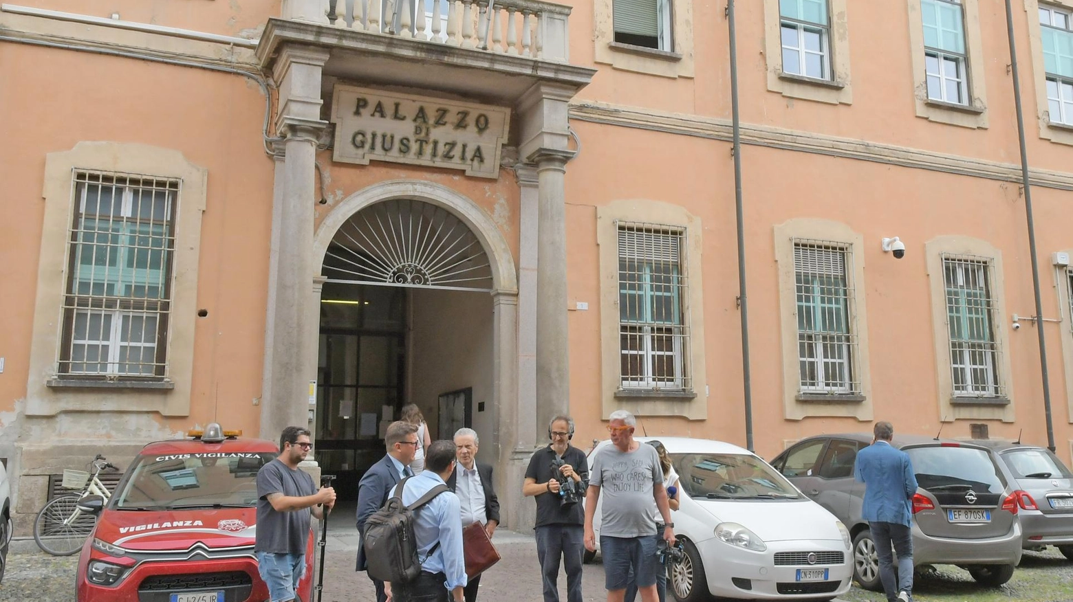Gara per i fanghi da smaltire. A giudizio due imprenditori Gara per i fanghi da smaltire. A giudizio due imprenditori