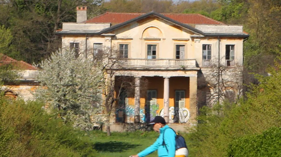 “Colpo di Stato“ al Parco  Villa Mirabellino passa  dal Demanio al Consorzio