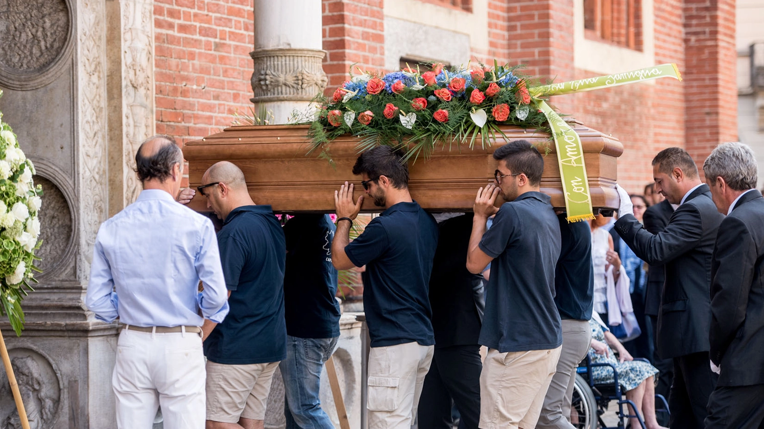Il funerale di Silvio Anzola, il sub milanese morto a Palinuro