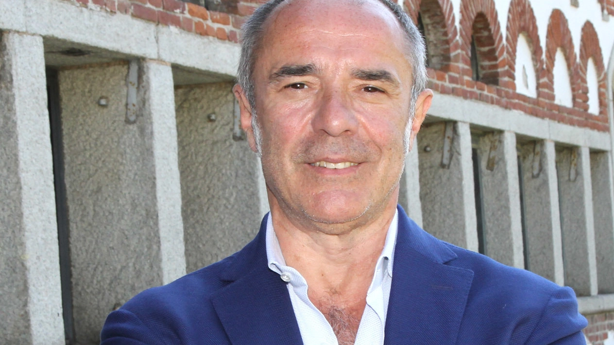 Il sindaco di Rozzano Gianni Ferretti