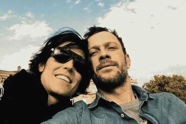 La stilista di 37 anni Carlotta Benusiglio con il fidanzato Marco Venturi