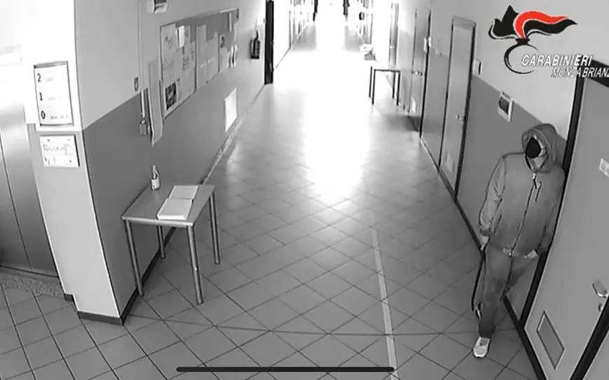 Tentativo di Furto Sventato a Desio, Arrestato Pregiudicato di Monza