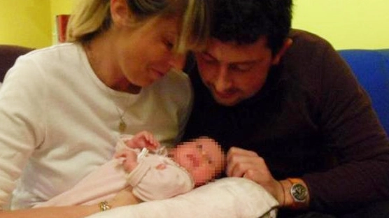 Alessia Olimpo con la figlioletta e il marito Alberto Calderoli