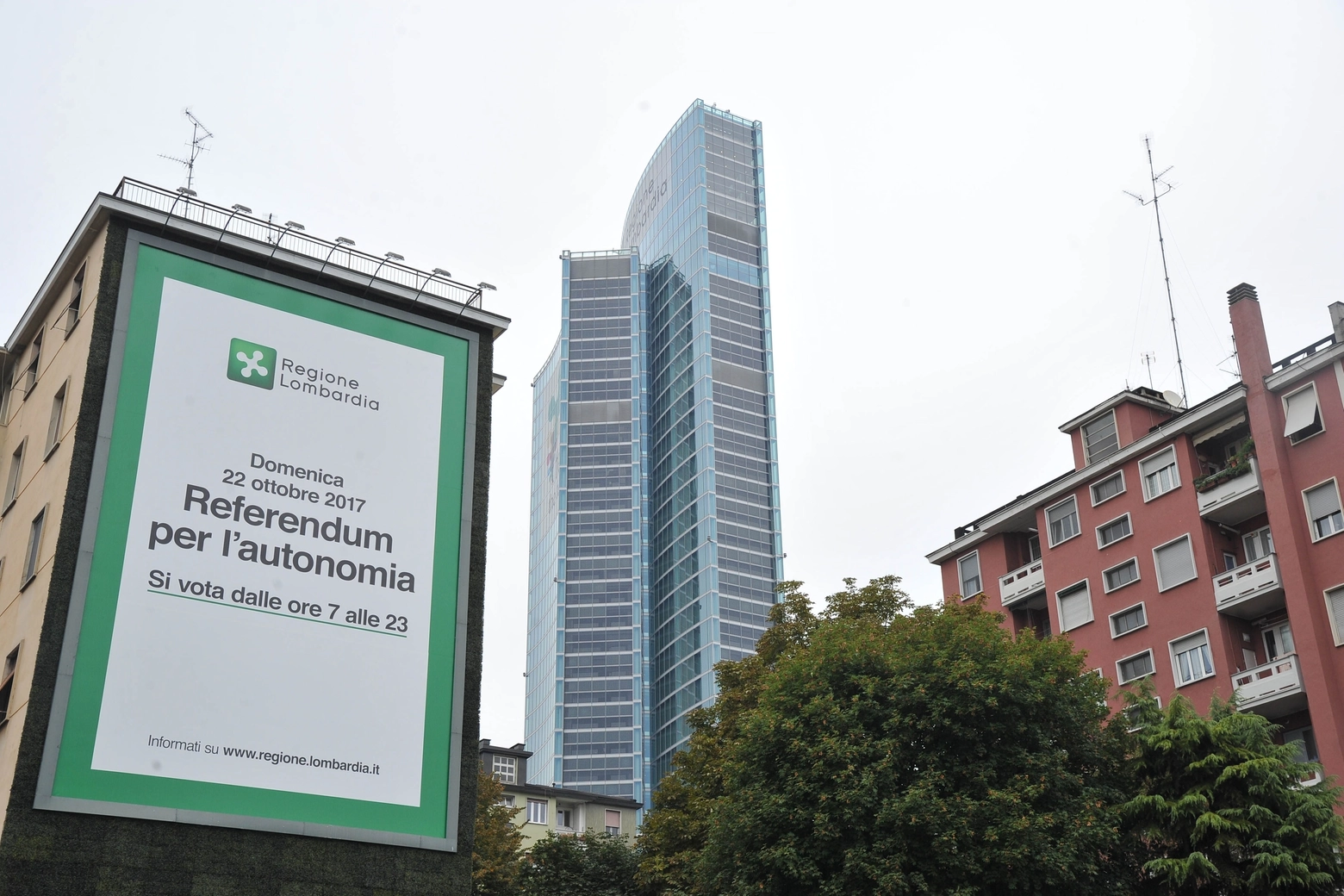 Referendum sull'autonomia in Lombardia, si vota il 22 ottobre (Newpress)