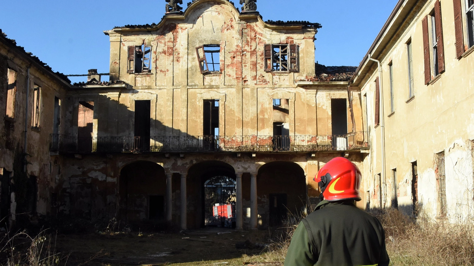 Villa Medolago a Limbiate dopo il drammatico incendio (Brianza)