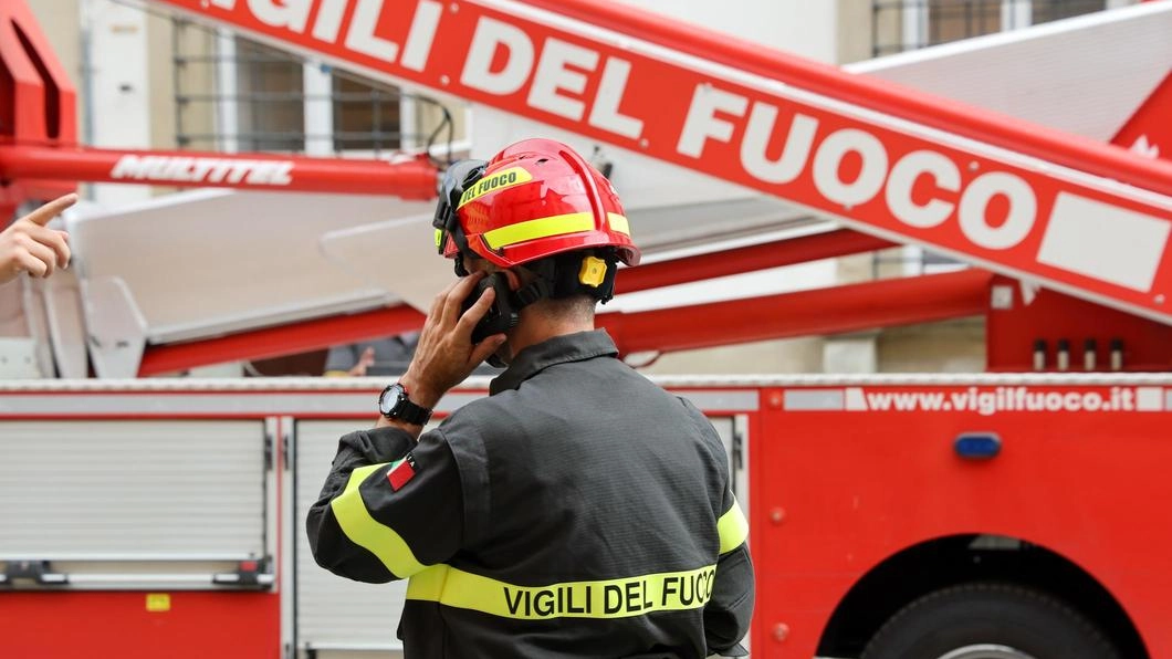 Incendio in ospedale. Rogo nella stanza coi pazienti. Danneggiati due armadietti Incendio in ospedale. Rogo nella stanza coi pazienti. Danneggiati due armadietti