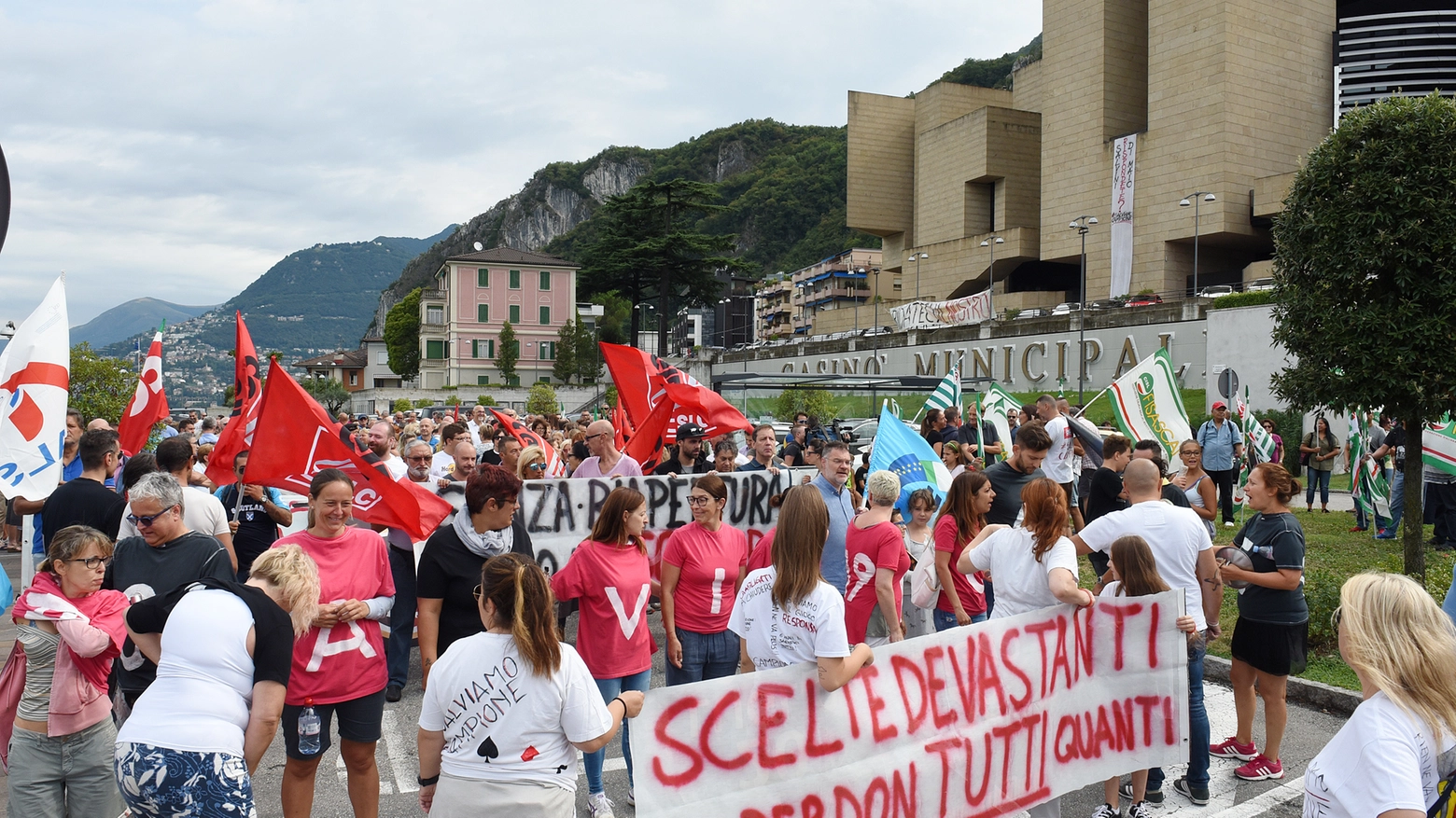 Manifestazione a Campione 