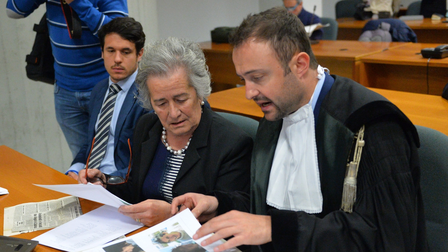Paola Bettoni con l’avvocato Daniele Pizzi